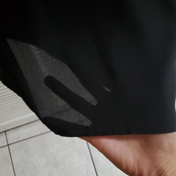 NWOT: Esley blouse - Picture 4 of 6